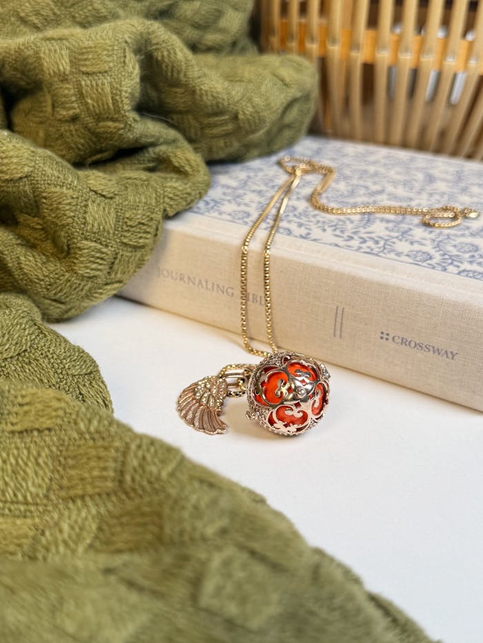 Crafting Captivating Headlines: Your awesome post title goes here Free stock photo of angel whisperer, angel wing, book